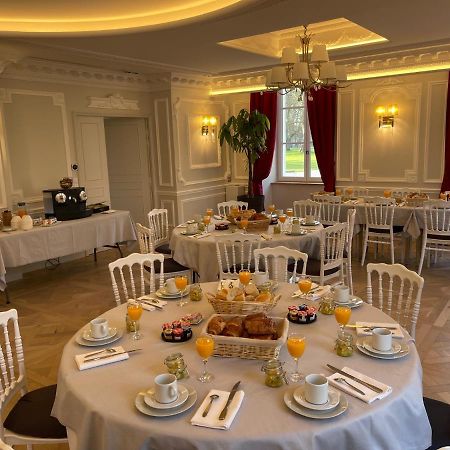 Chateau Des Hauts De Provins Hotel Champcenest Eksteriør billede