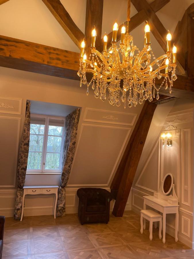 Chateau Des Hauts De Provins Hotel Champcenest Eksteriør billede
