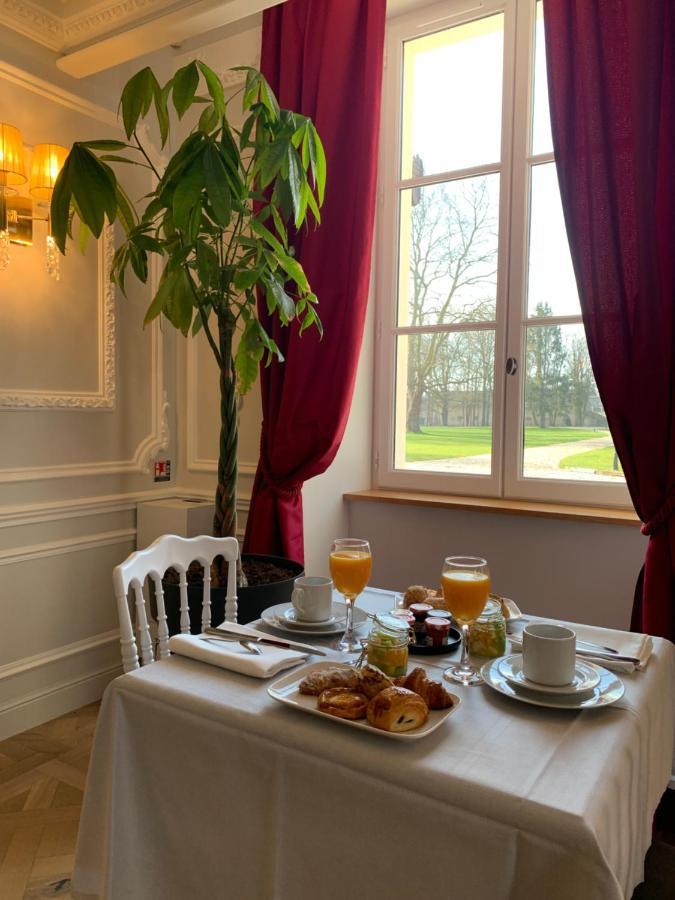 Chateau Des Hauts De Provins Hotel Champcenest Eksteriør billede