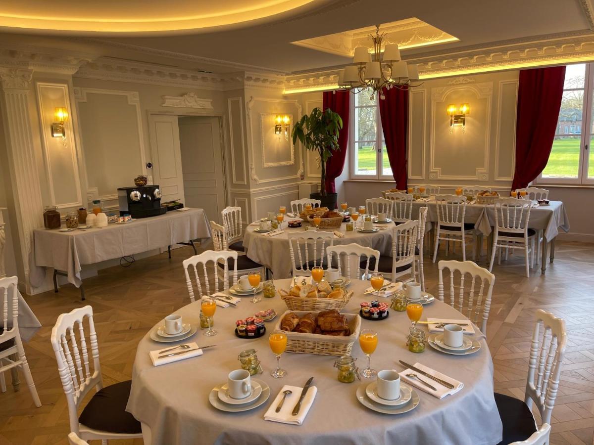 Chateau Des Hauts De Provins Hotel Champcenest Eksteriør billede